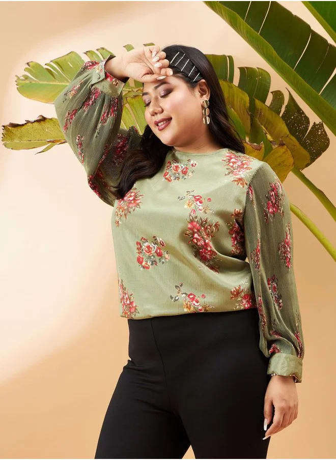 SASSAFRAS Plus Floral Print Top with Plisse Sleeve by Styli