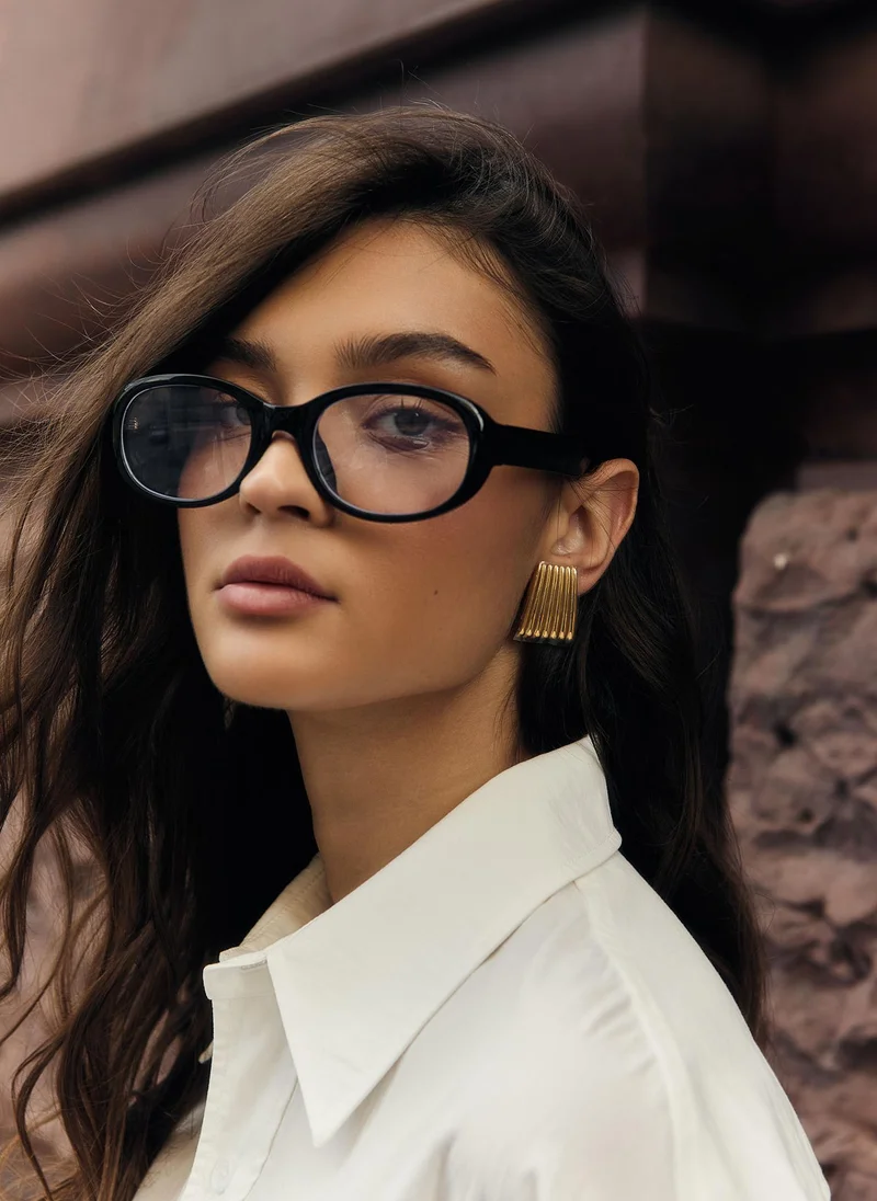 Lichi  Trapezoidal stud earrings in textured metal for Women | Best Price UAE