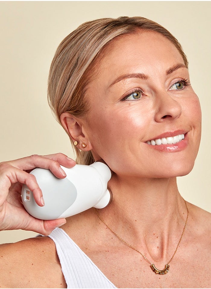 Nuface - NUFACE Trinity Pro Facial Toning Device includes 2oz/59 ml Gel Primer - White - Image 1