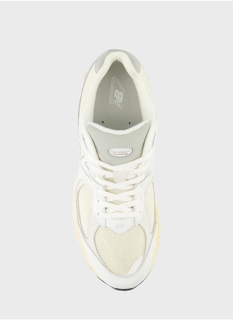 New Balance - 2002 Sneakers - Image 1
