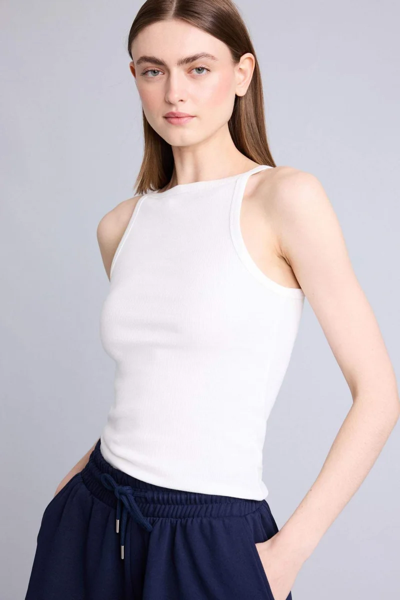 ديفاكتو Slim Fit Basic Camisole Boat Collar Tank Top