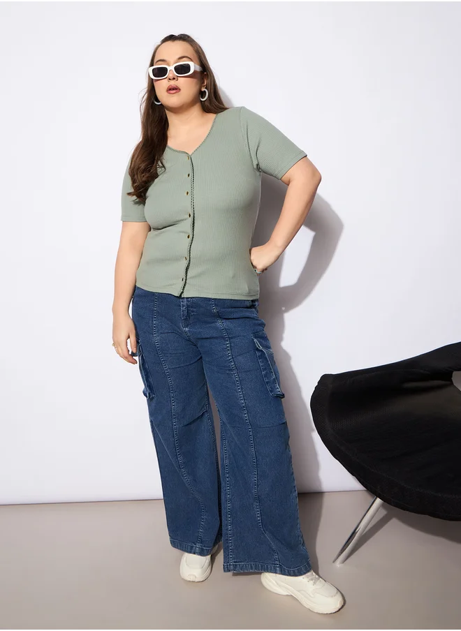 ساسافراس Plus Size V-Neck Buttoned Short Sleeve Top