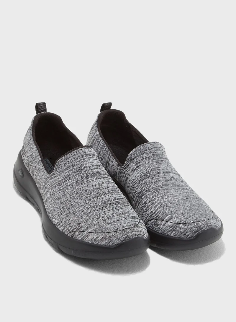 SKECHERS Go Walk Joy