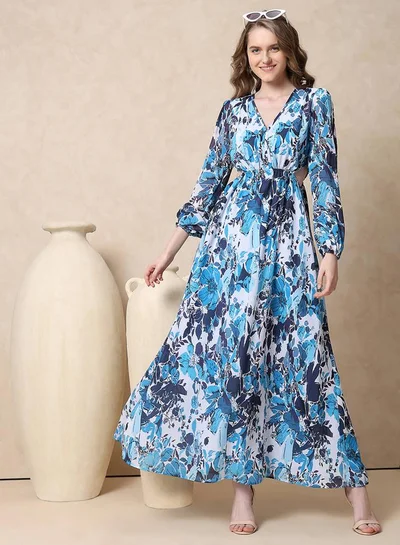 ميش Side Waist Cut-Out V Neck Maxi Dress by Styli