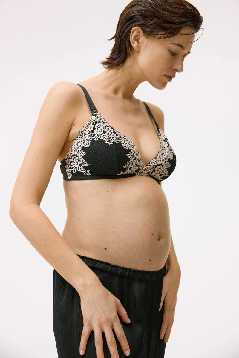 MAMA Padded lace nursing bra