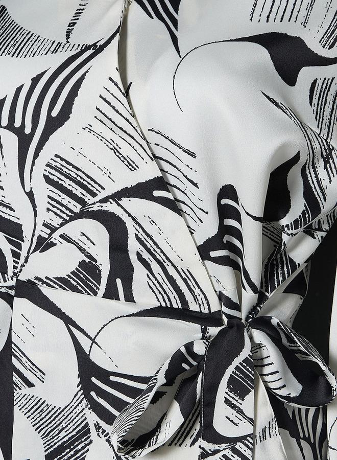 Iconic Relaxed Fit Printed Wrap Top - Image 2