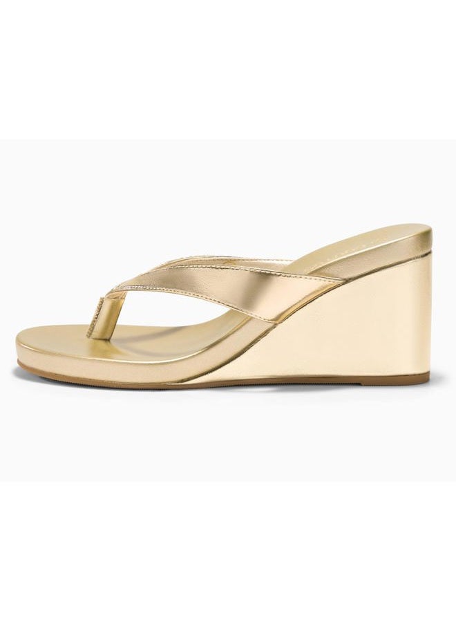 Coutgo Womens Wedge Heels Sandals Platform Flip Flops Slides Slip On Summer Beach Shoes, Gold, 8.5 - Image 4