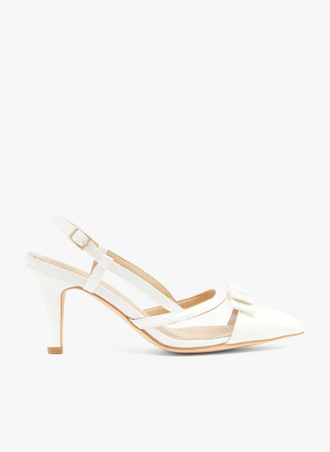 ايلا صندل ساتان أبيض شبكي بكعب مدبب وزخرفة فيونكة جينيفر تشاماندي