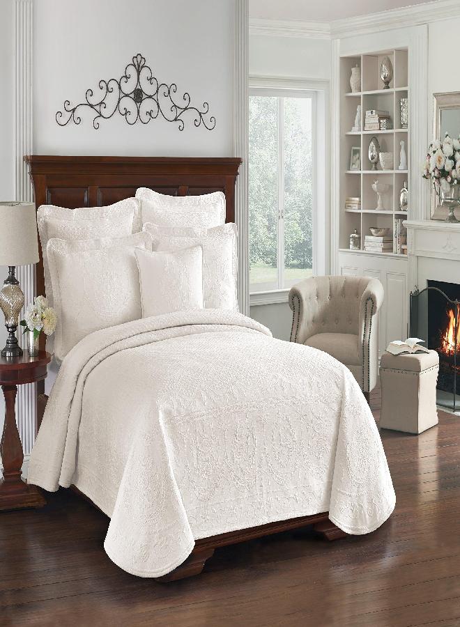 Historic Charleston HISTORIC CHARLESTON Collection King Charles Modern Farmhouse Floral Matelasse Coverlet, King, Ivory  - Image 1