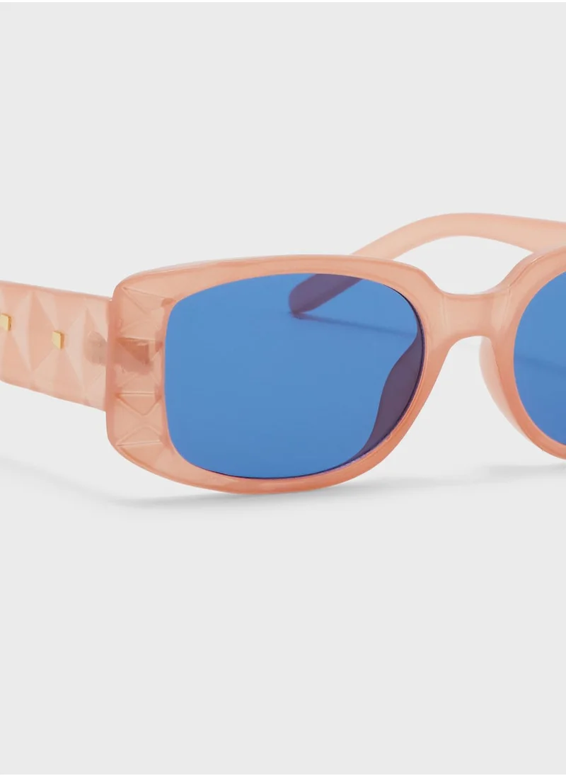 ايلا Textured Arm Rectangular Sunglasses