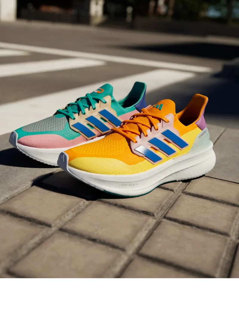 Adidas Ultraboost 5