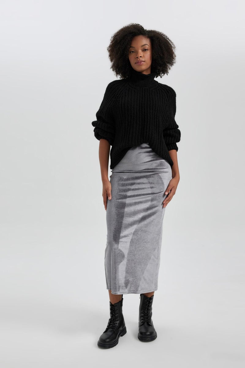 DeFacto Woman Pencil Skirt Maxi Knitted Skirt  - Image 3