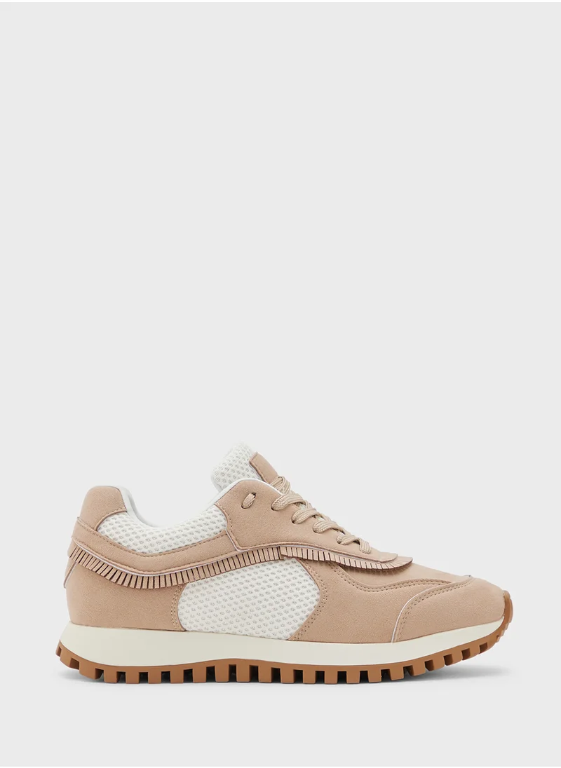 Ginger Cut Out Detail Casual Sneakers