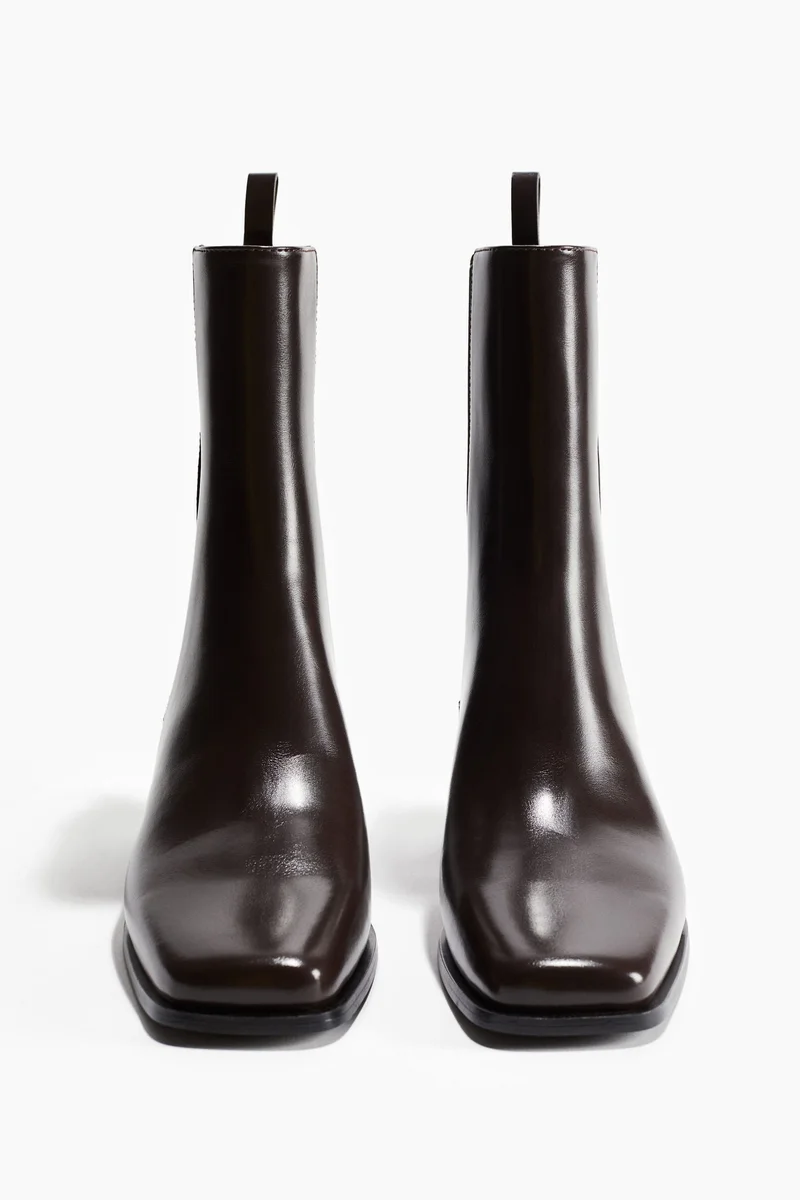 H&M Chelsea Boots
