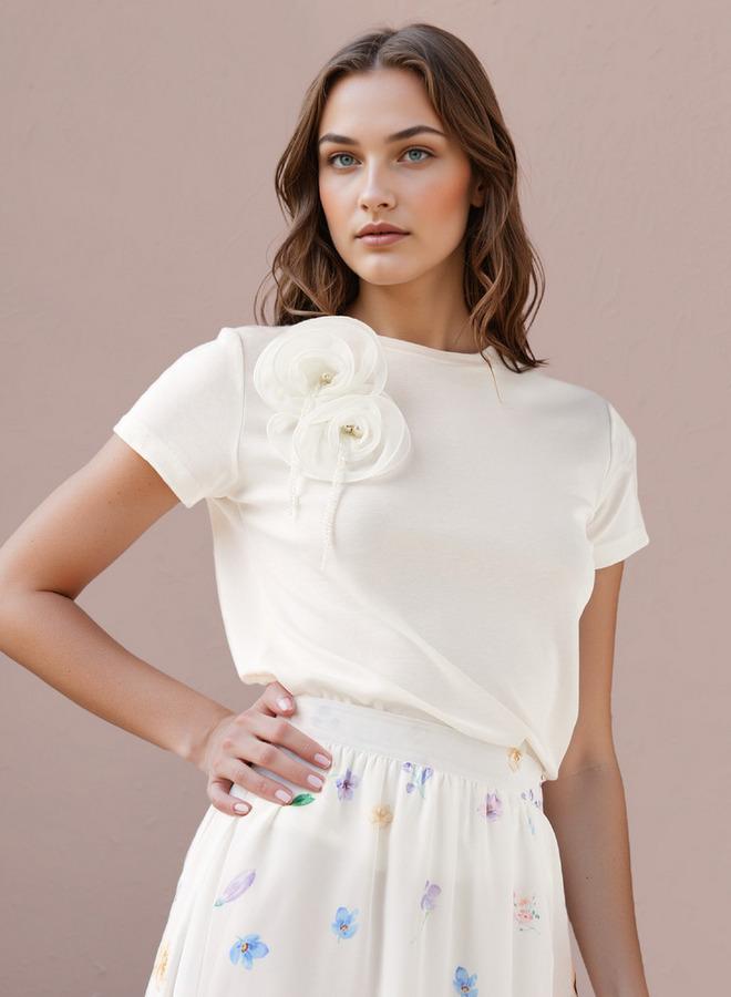 تواكستريمز تيشيرت بتطريز زهري بياقة دائرية - Image 1