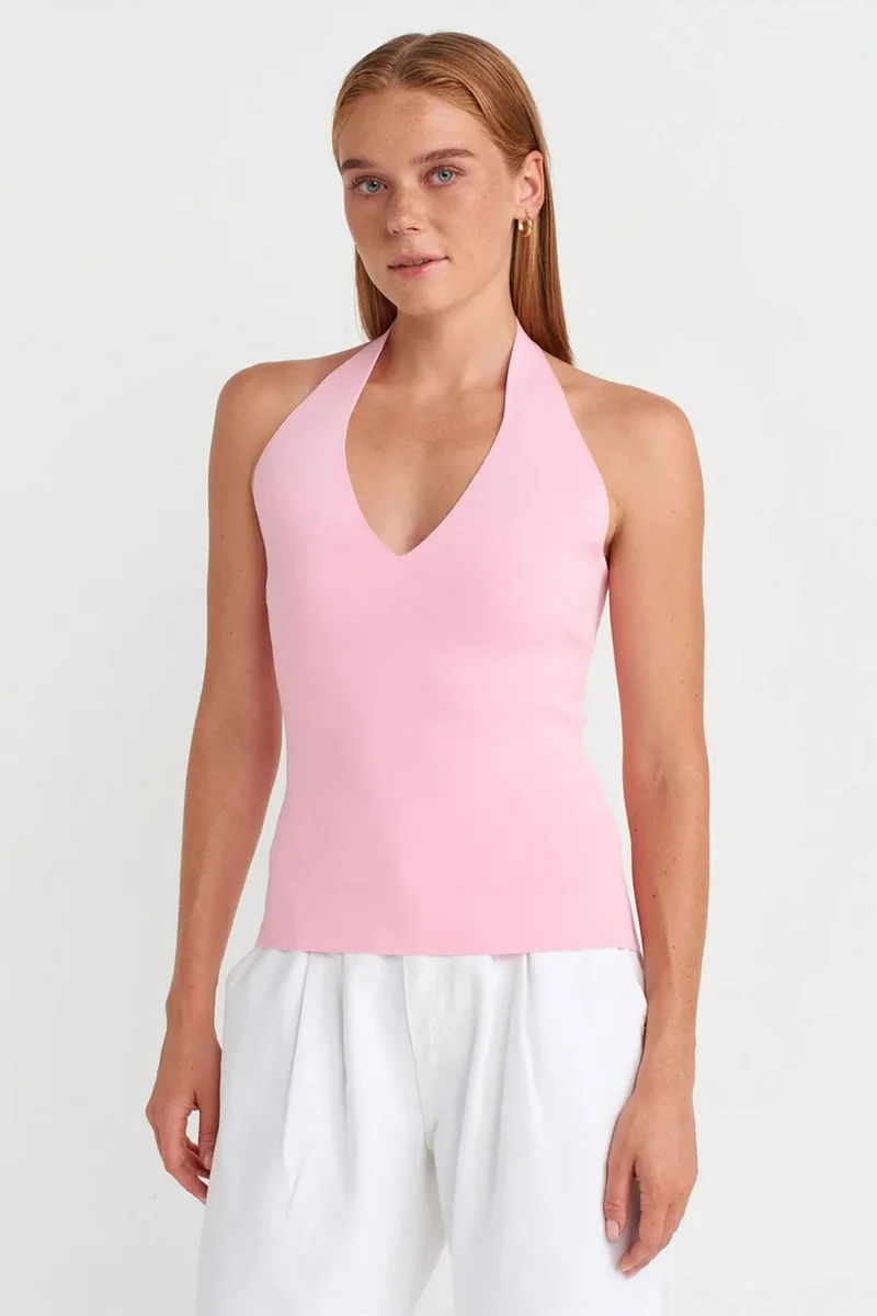 DILVIN Slim Fit Halterneck Knit Blouse