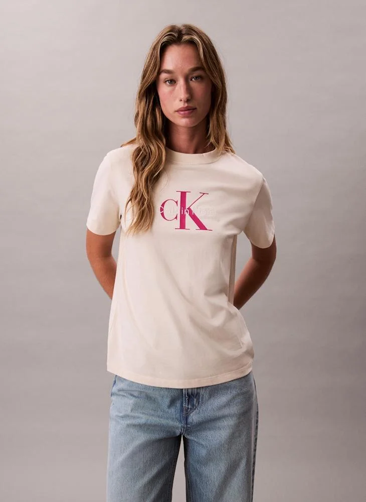 كالفن كلاين جينز Graphic Crew Neck T-Shirt