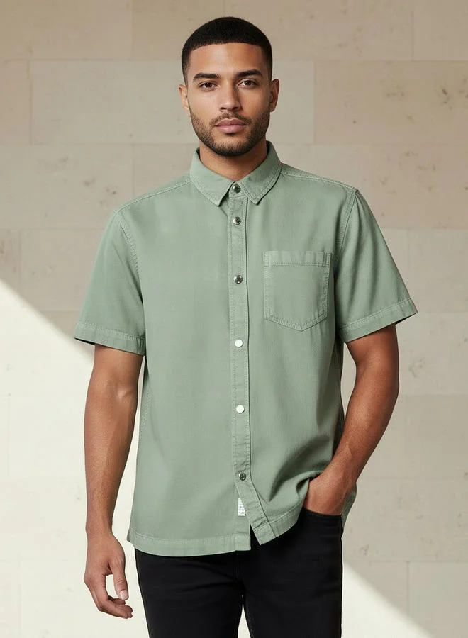 Splash FAV Men Regular Fit Collared Short Sleeve Shirt