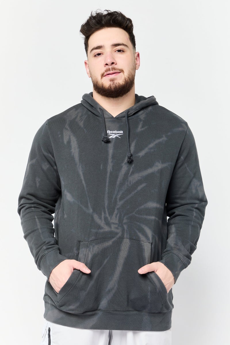 Reebok هودي رياضي للرجال بأكمام طويلة مع شعار مطرز، أسود - Image 1