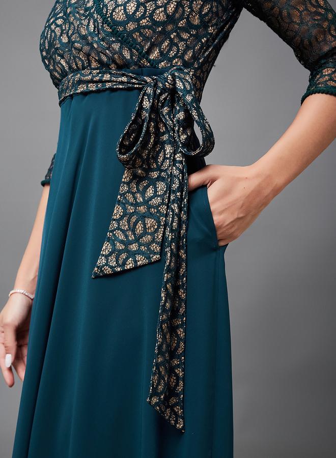 Miss Chase Green Lace Maxi Dress with 3/4 Sleeves - Image 3