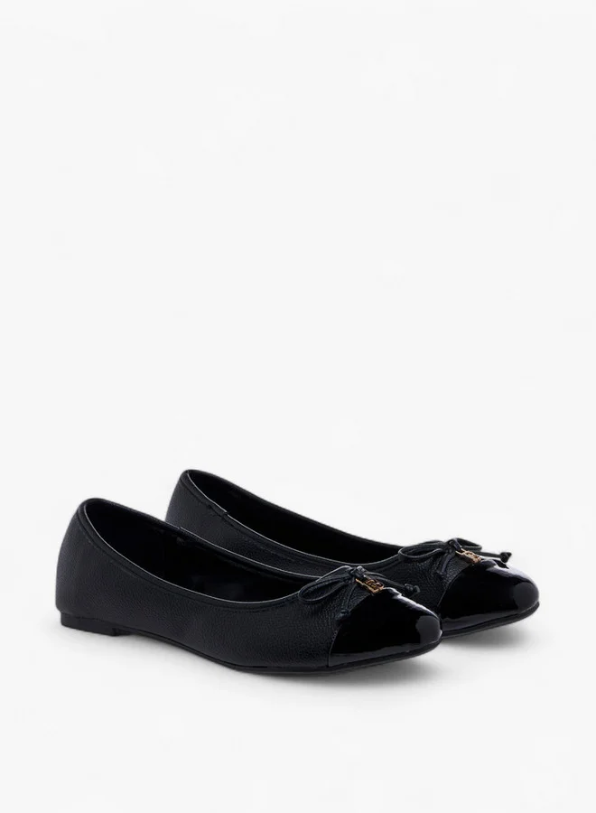 فلورا بيلا من شو إكسبرس Bow Accent Slip-On Ballerina Shoes