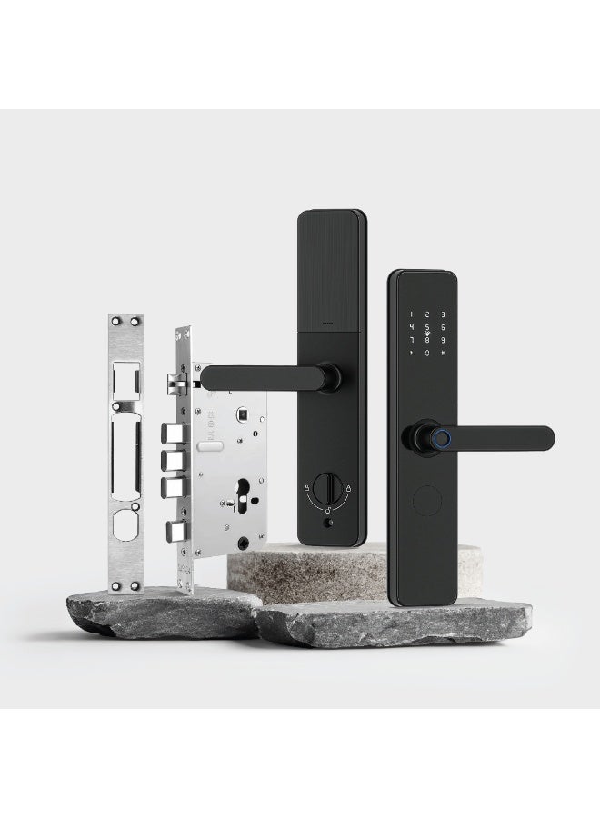 EVOCX Smart Door Lock made from high-quality aluminum alloy. Control via app, 6 entry methods: fingerprint, PIN code, Tuya app, card, one time code and mechanical key. Ideal for Airbnb, offices, and homes. Package includes lock size 6068. - Image 2