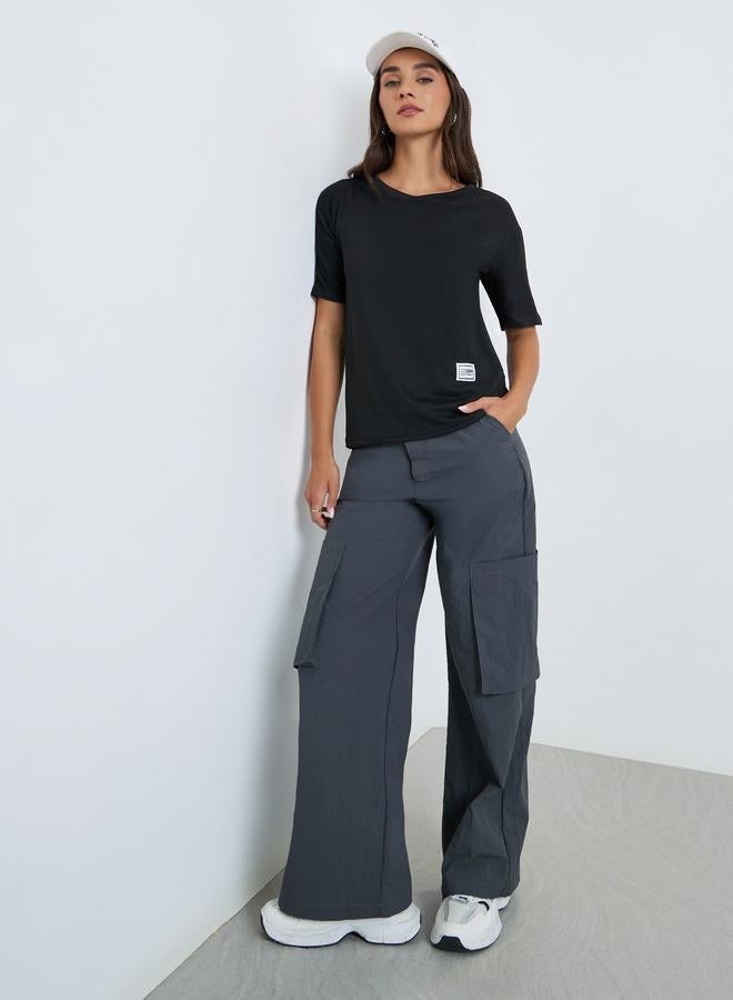 ستايلي تيشيرت سادة بقصة عادية - Image 2