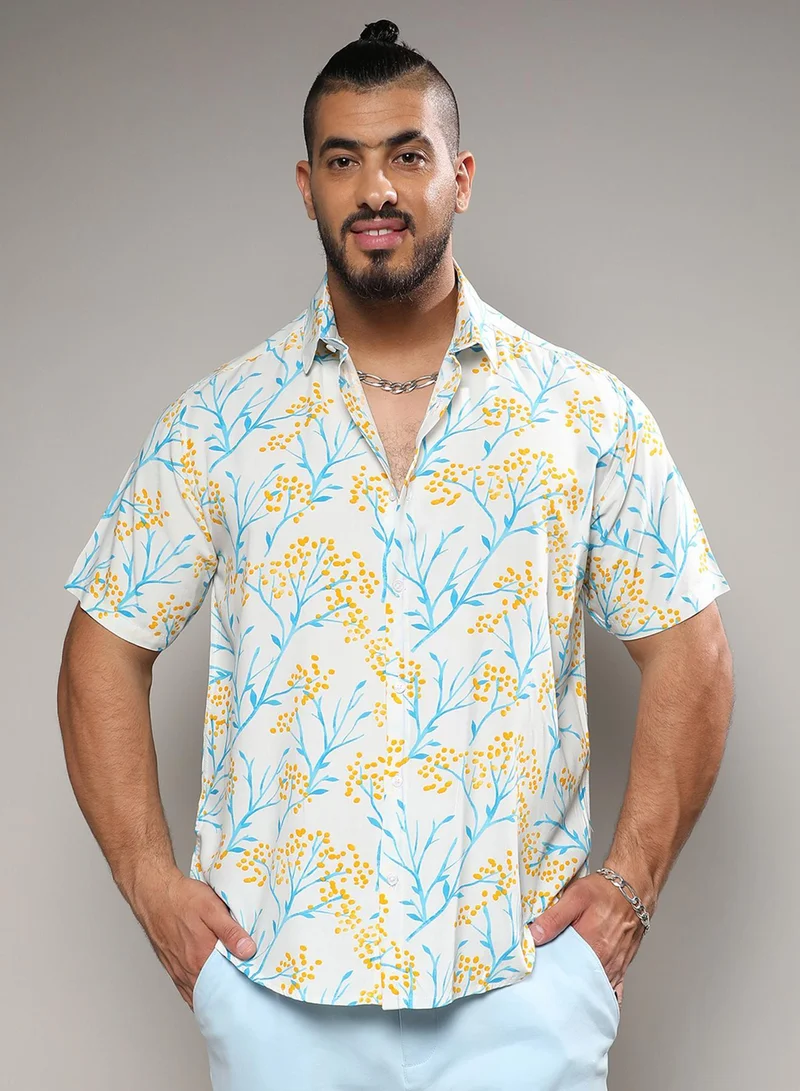 Instafab Plus Instafab Plus Men's Multicolour Floral Strokes Shirt For Casual Wear | Spread Collar | Short Sleeve | Button Closure | Rayon Shirt Crafted With Comfort Fit For Everyday Wear