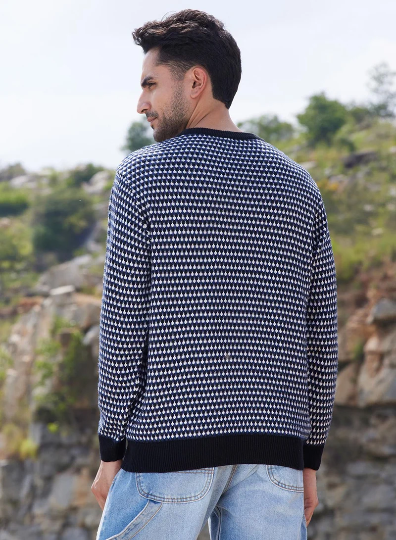 Campus Sutra Men's Black & White Contrast Textured Knit Sweater