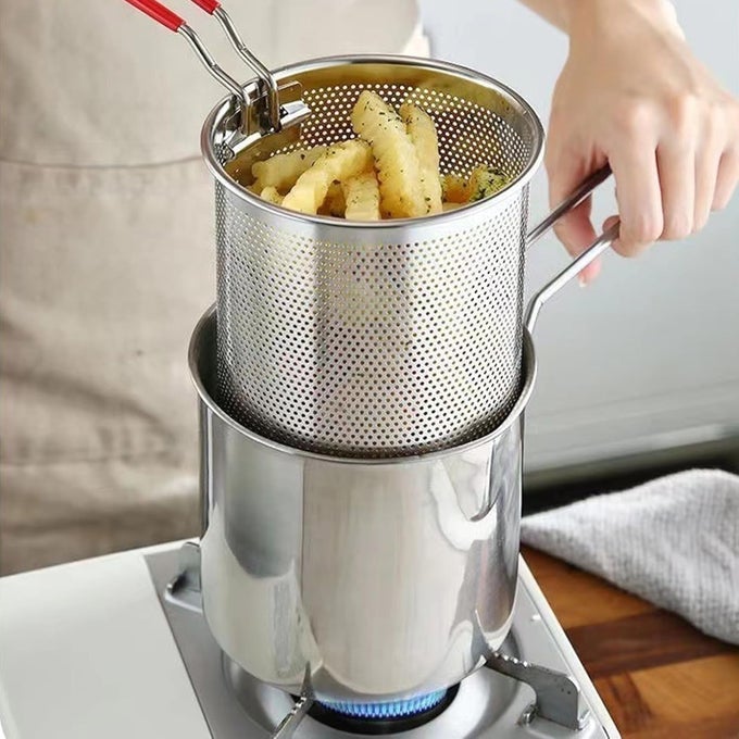 1 SET DEEP FRYER POT WITH BASKET 1200ML HANDLED STAINLESS STEEL CHIP PAN SMALL DEEP FAT FRYER FRENCH FRIES POT JAPANESE STYLE TEMPURA FRYING PAN FRYER PASTA FOR THE HOME