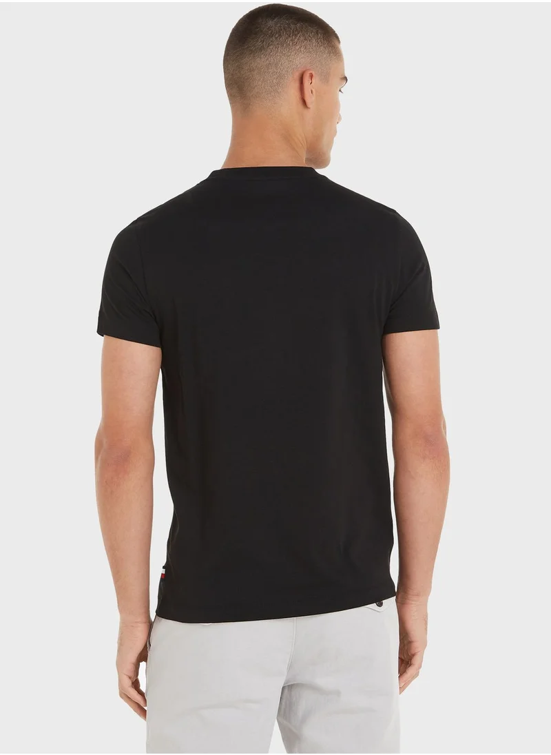 TOMMY HILFIGER Chest Logo Crew Neck T-Shirt