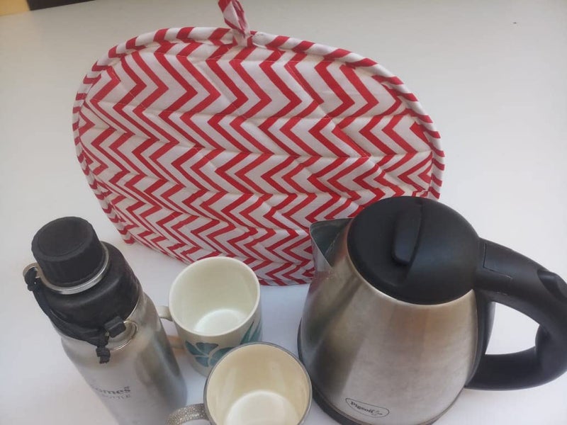 Malan Bai Mandala Tea Cozy Cover Lehriya Red Hand Block Winter Tea Cozy Cotton Tea Kettle Warmer Pot Cover Hot Coffee Cover Handamde Kitchen Décor Brand: Malan Bai - Image 2