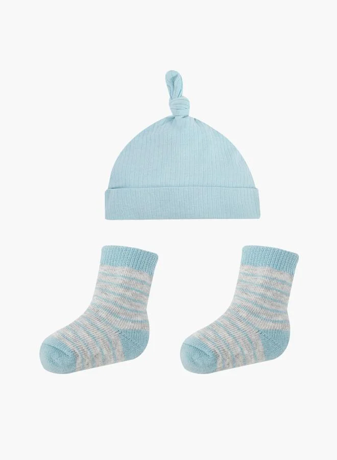 Mothers Choice Folded Brim Newborn Cap and Socks Set
