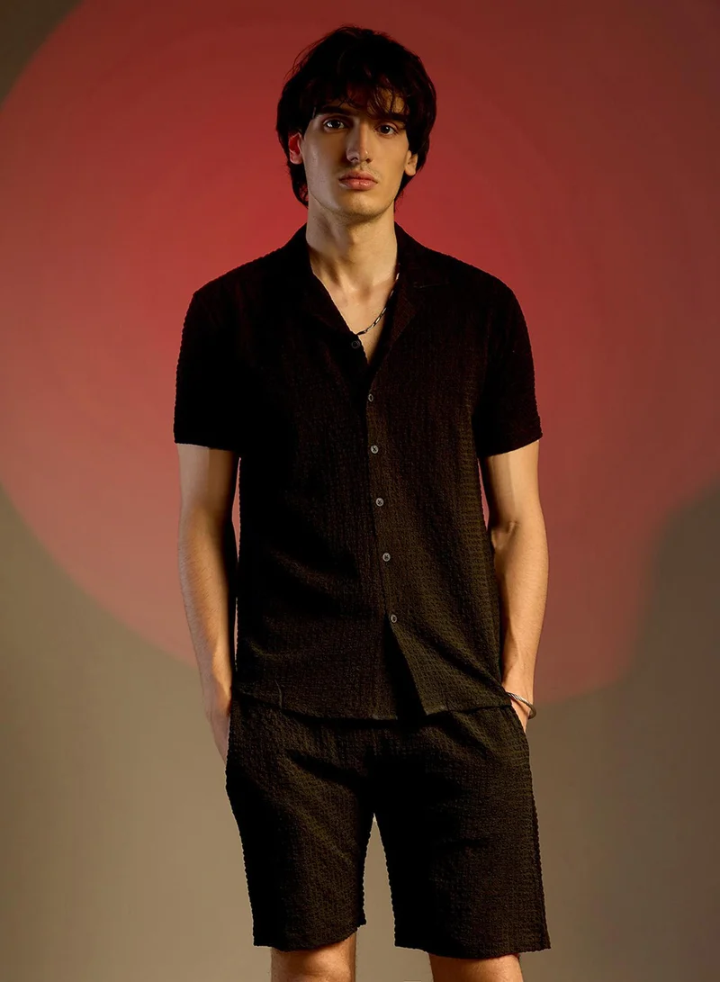 كامبوس سوترا طقم رجالي أسود أونيكس بتصميم صندوقي مجعد