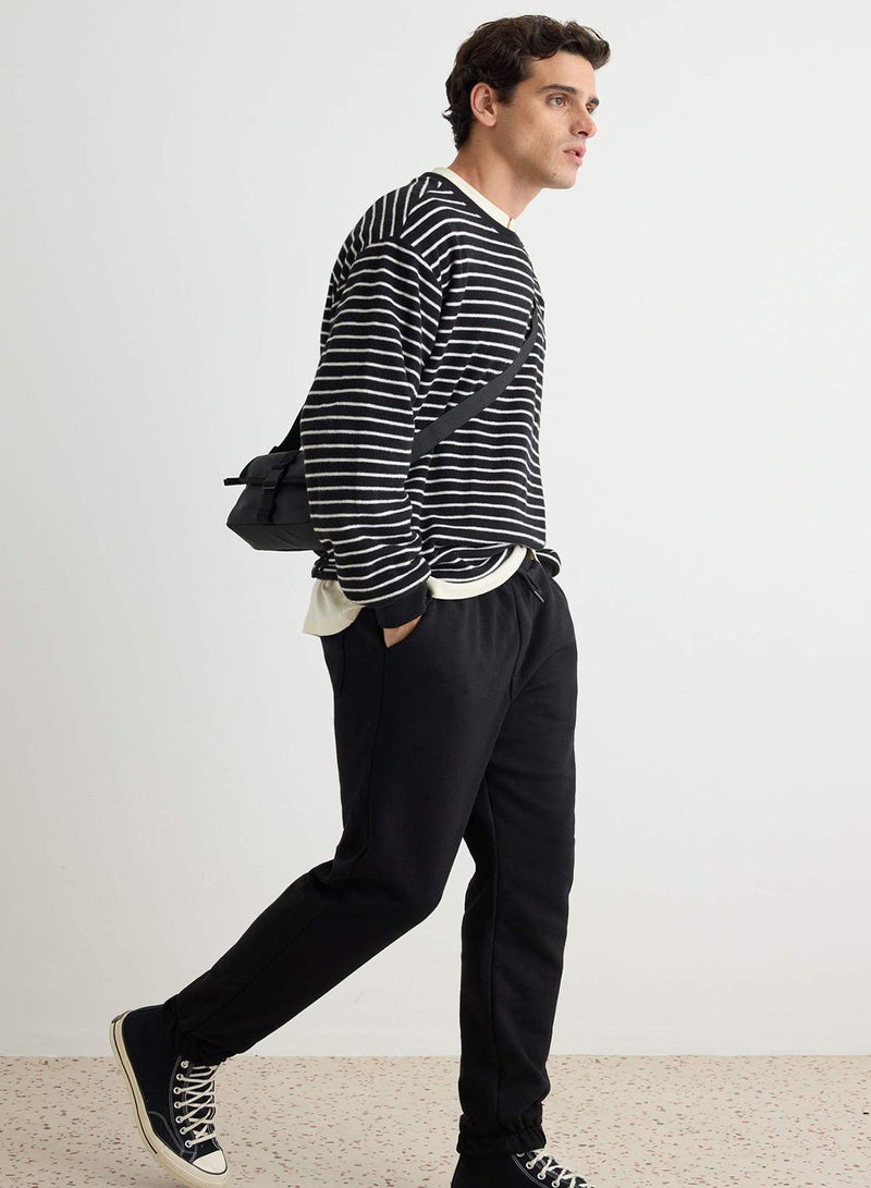 trendyol Black Regular/Normal Cut Rubber Leg Thick Inner Hooded Sweatpants - Image 2