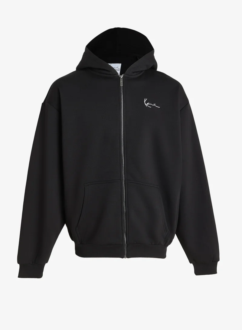 كارل كاني سترة بغطاء رأس بسحاب بتوقيع الصدر الأساسي