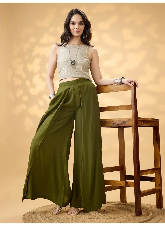 جلو باص Globus Women Olive Solid High Rise Pleated Wide Leg Flared Fusion Trousers