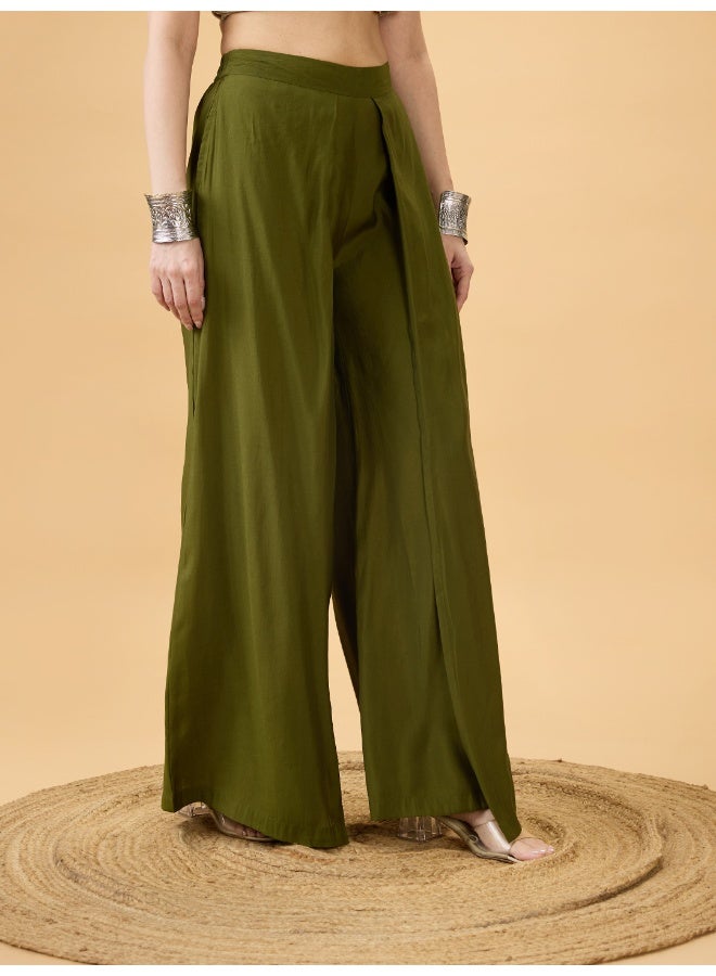 globus Women Olive Solid High Rise Pleated Wide Leg Flared Fusion Trousers - Image 4