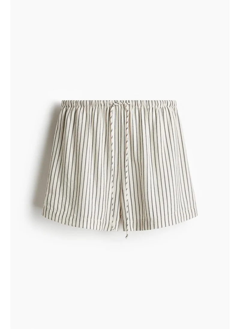 اتش اند ام Drawstring shorts