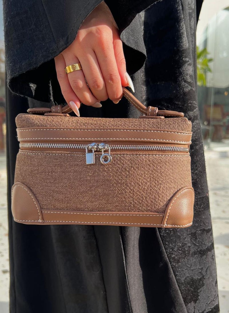 Generic Brand Loro Jeans handbag with shoulder strap - Image 1