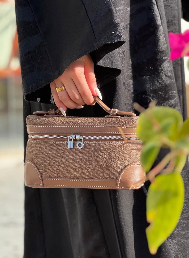 Generic Brand Loro Jeans handbag with shoulder strap - Image 2