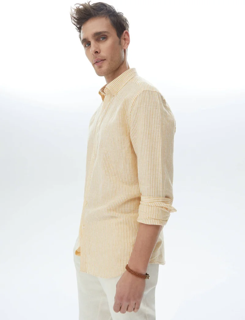 Kip Saffron Striped Regular Fit Woven Casual Cotton Blend Shirt