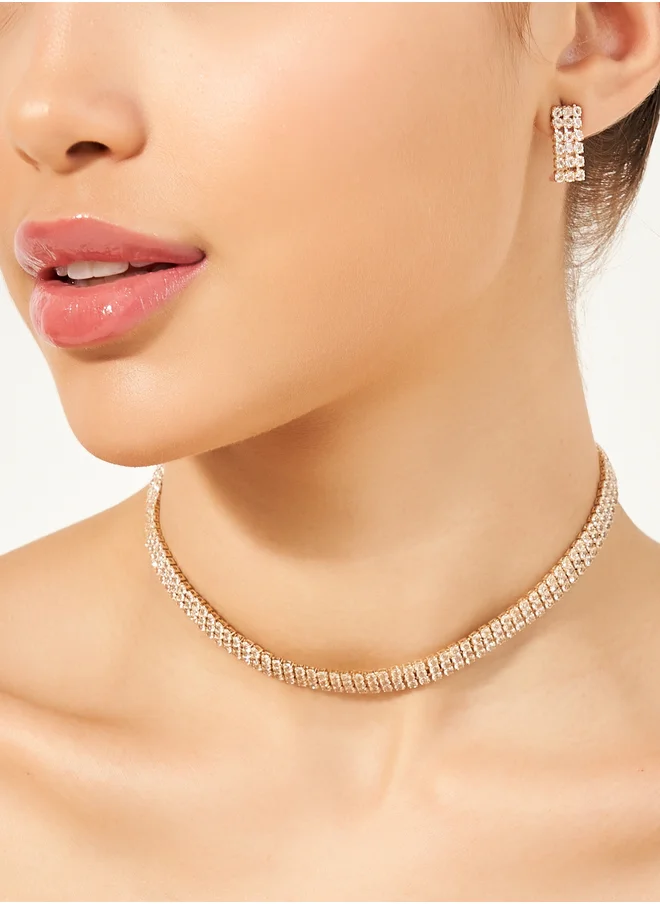 ستايلي Set of 2 - Embellished Earrings and Necklace