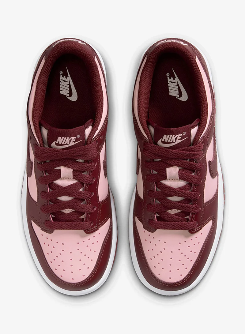 نايكي شبابي دنك لو