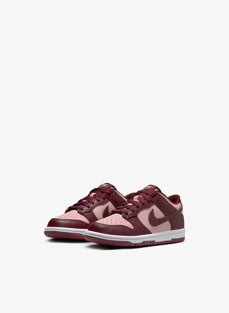 نايكي شبابي دنك لو