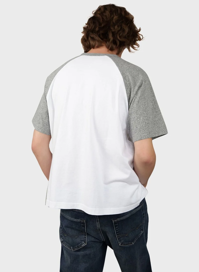 American Eagle Essential Crew Neck T-Shirt