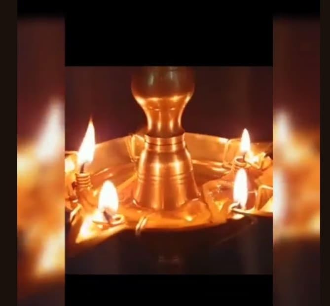 Doorbag Samai Kadi Clips Pure Brass : Wick Holder for Oil Lamps Vilakku Batti Cotton Wick Holder Deepak Deepam Temple Pooja Rituals Metal Spill-Proof (Set of 10, Square) - Image 4