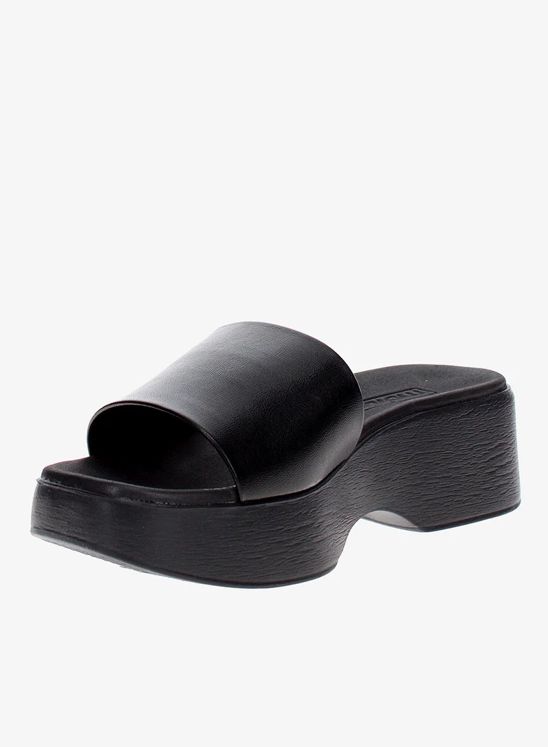 MOLECA Ladies Casual Slip-On Shoes – Lightweight & Comfortable Everyday Footwear