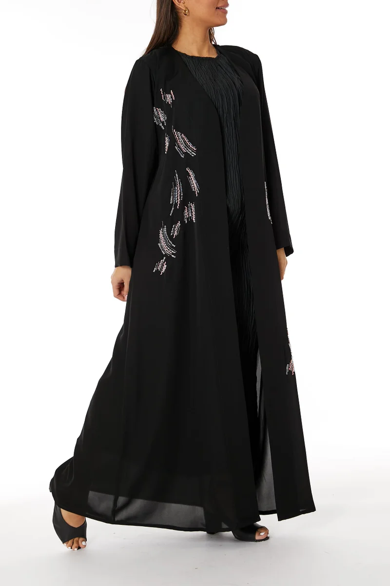 Moistreet Embroidered Flared Sleeve Abaya