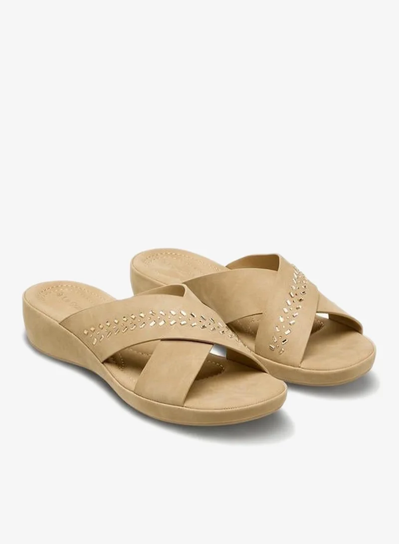 لو كونفورت Women Embellished Cross Strap Sandals